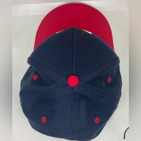 Atlanta Braves Upside Hearts SnapBack Hat - Picture 7 of 9